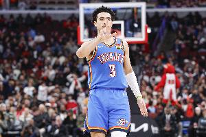 戴格诺特:我们只会给麦凯恩他需要的东西 让他自己展现找到起点 配图