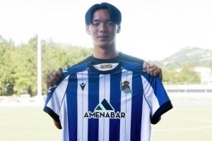 日本后卫喜多壱也在西乙比赛中,被对手种族辱骂“该死的中国佬” 配图