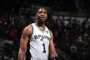 夸梅：麦迪去马刺都没混到戒指真丢人 马刺要是裁掉他肯定能夺冠 配图