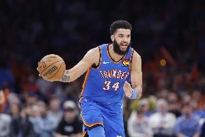 肯威：你可以把身家性命押在亚历山大身上 他是最好的终结者 配图