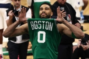 六大元素搅乱季后赛：塔图姆复出&活塞三连败！马刺&黄蜂异军突起 配图