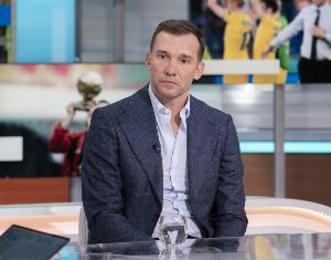 舍甫琴科：只要心中有火焰魔笛就应继续踢下去 莱奥正在逐步成熟 配图