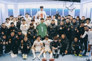 铜梁龙获得队史中超首分，向余望社媒：首场，首分，会越来越好！ 配图