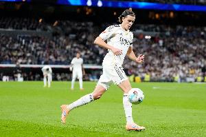 无缘战曼城首回合！皇马官方：卡雷拉斯右腿腓肠肌肌肉受伤 配图