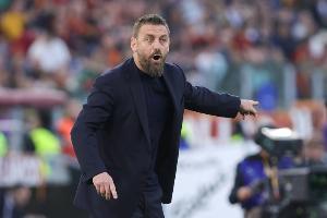 德罗西：无论对手是谁我都希望赢得本场比赛，热那亚配得上这3分 配图