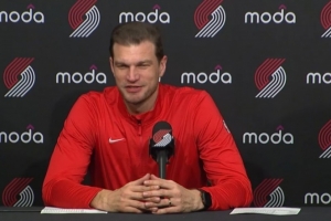 斯普利特谈韦斯利助攻杨瀚森2+1：很高兴看到这个精彩表现 配图