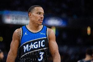 至关重要！本赛季当贝恩拿到15+5+5数据时 魔术战绩为9胜3负 配图