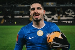 切尔西祝佩德罗·内托26岁生日快乐，加盟以来出战92场19球14助 配图