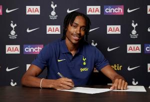 米体：尤文有意热刺边后卫斯彭斯，卡卢卢或坎比亚索有可能离队 配图