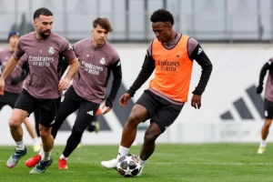 姆巴佩、贝林厄姆等人仍在进行伤病恢复,其他球员完成队内训练 配图