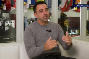 哈维：拉波尔塔说他掌握绝对权力，而梅西会滥用权力，将爆发战争 配图