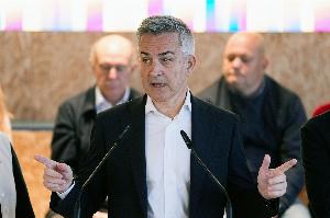 丰特：计划五年让巴萨女足收入翻倍 我与拉波尔塔的竞争事关未来 配图