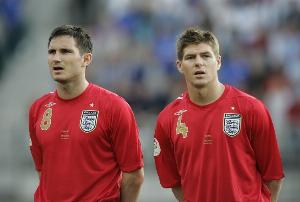 利物浦旧将：杰拉德在英格兰队比在利物浦还强，就像开启全盛姿态 配图