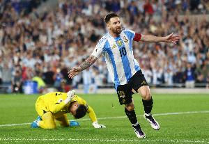 特罗伊洛：我们都希望阿根廷能赢得冠军，但更多其实是因为梅西 配图