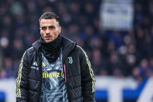 意媒：科斯蒂奇可能今夏自由身离开尤文图斯，佛罗伦萨有意 配图