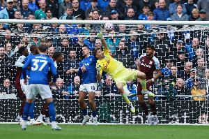 罗马诺：国米与维卡里奥尚未正式谈判 大马丁不是前者引援目标 配图