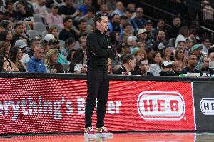 阿特金森：我们属于联盟第一档的球队 但想再进一步还需变得更好 配图