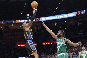 霍里：布朗攻防一体应该拿MVP 不认为联盟还会再让SGA拿 配图