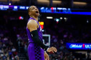 37岁116天！威少单场砍至少20分10板10助且0失误 NBA历史最老 配图