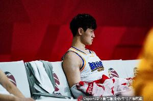 许利民:曾凡博还在恢复 他现在最重要的事情就是把身体养好 配图