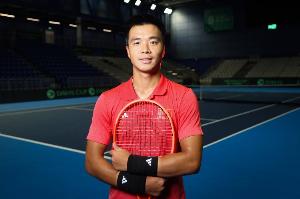 孙发京谈从迪拜回国：训练时头顶战斗机飞过，ATP的撤离方案太贵 配图