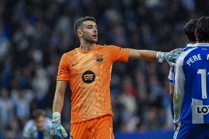 霍安·加西亚：非常期待世界杯，加盟巴萨是我做过最正确的决定 配图