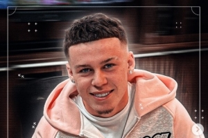 曼晚:16岁凯·鲁尼签约经纪公司,他父亲也属于这家公司 配图