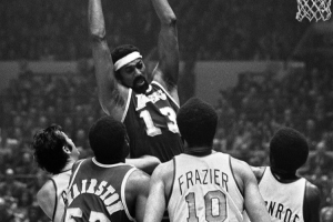 亚历山大：张伯伦的统治力疯狂至极 他像神话生物&似乎不真实存在 配图