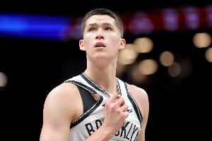 25年8号秀!篮网官方:杰明因左脚足底筋膜炎伤势加重 本赛季报销 配图