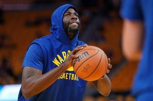 追梦：我的出场时间总被议论 是我主动要求科尔别换上我打断势头 配图