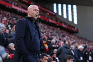 处于下风！利物浦和加拉塔萨雷此前共交手5次，战绩1胜两平两负 配图