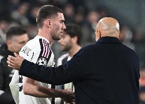 意媒:尤文续约弗拉霍维奇不会超过700万欧年薪,但他想要更多 配图