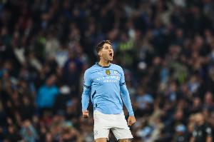 斯通斯：回到场上比赛让一切努力都值得 希望让瓜帅有幸福的烦恼 配图