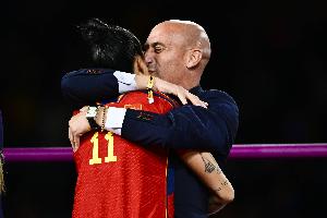 世体：西足协滥用支配地位，法院判决其向萨拉戈萨赔10万欧及利息 配图