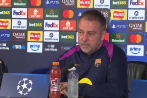 弗里克：我执教拜仁和巴萨进球都很多，但防守是全队的事情 配图