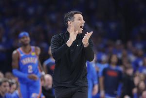 拿下50胜！戴格诺特：你必须全神贯注于当下 偶尔也需要审视全局 配图