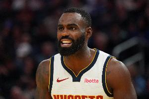 燃成舍利子了！小哈达威替补席8记三分屡屡续命 全场贡献28+2+2！ 配图