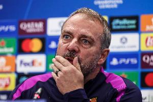 TA：巴萨渴望夺得欧冠弥补上赛季遗憾，但首先要面对后防伤病潮 配图