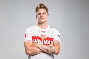 100万买的，德天空：斯图加特对后卫亨德里克斯要价至少4000万欧 配图