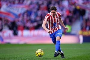 阿尔瓦雷斯在欧冠淘汰赛梅开二度，上一位做到的阿根廷球员是梅西 配图