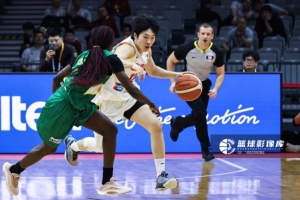 数据体现不出来我的作用!陈玉婕仅拿1分2板3助 但正负值+15最高 配图