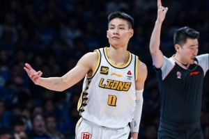 17分6板3助!媒体人:林秉圣真的是很完美的拼图 不丢机会那种 配图