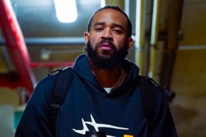 许利民:麦基有很好的传球能力 接下来要努力让大家利用好这一点 配图