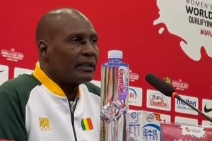 马里主帅:对阵中国女篮是很好学习机会 她们打得很完美 配图