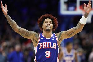 生涯首次30+10!乌布雷24中10&罚球12中10 砍下31分12板 配图