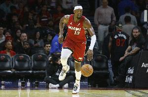 媒体人：恭喜热巴 纪录就是给人来破的 一个时代有一个时代的英雄 配图