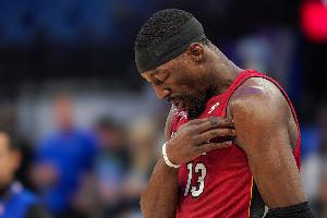 直接翻倍！阿德巴约本场83分大幅刷新生涯纪录 此前纪录为41分 配图