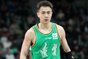 经过国家队比赛赵继伟状态完全找回来了 他和王岚嵚的组合效果佳 配图