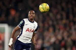 特尔：基米希职业精神让我印象深刻，他训练非常军事化像一个士兵 配图