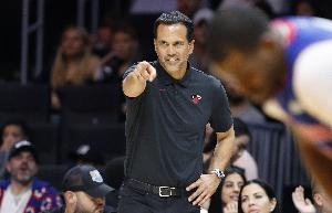 Spears:斯波今天绝对以球员至上 大比分领先依旧不下阿德巴约 配图